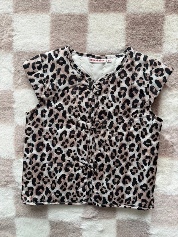 Bakkaboe panterprint giletje maat 92, Kinderen en Baby's, Kinderkleding | Maat 92, Xx, Meisje, Trui of Vest, Xx