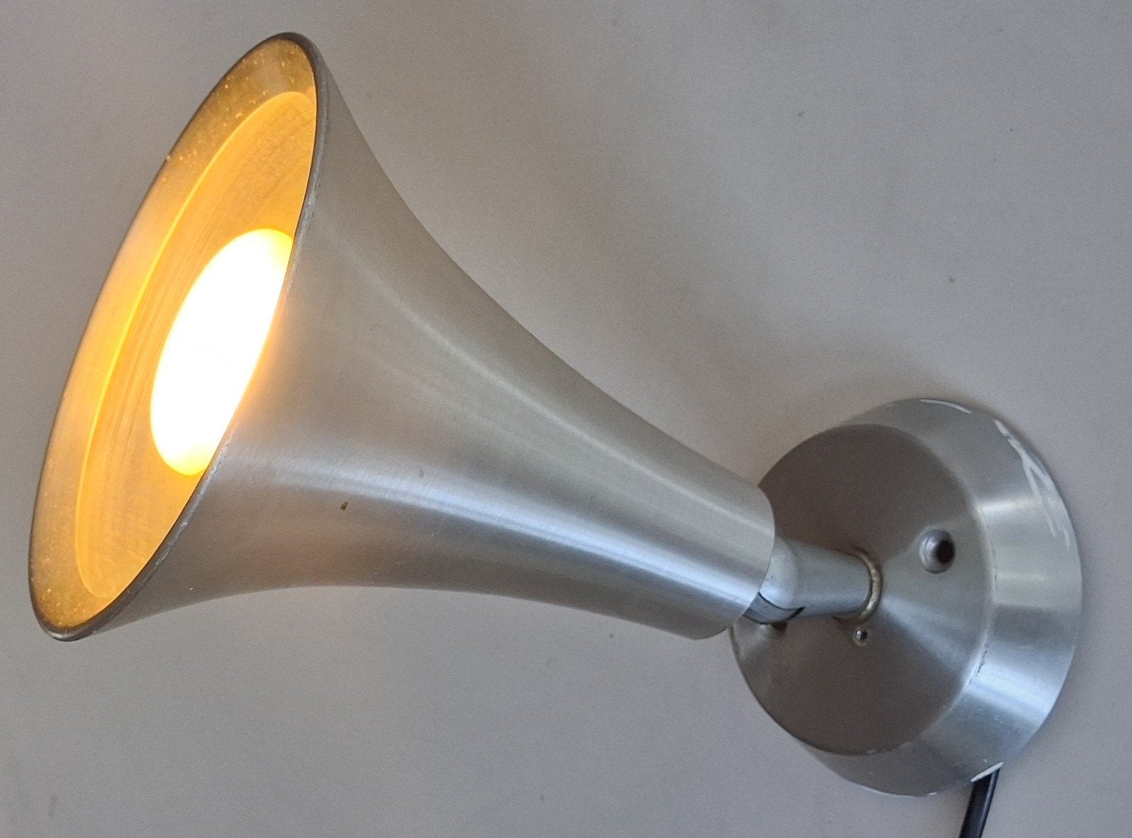 Vintage aluminium 'Trumpet' wand- of plafondspot, Philips, Ophalen of Verzenden, Gebruikt, Metaal, Vintage