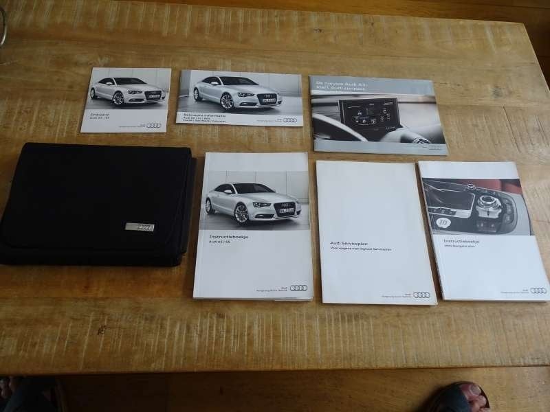 Audi A5 - S5 Boordmap Handleidingen Nederlands - Origineel, Verzenden