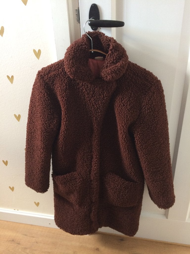 Hema winterjas teddy bruin met gratis sjaal maat 146/152, Meisje, Ophalen of Verzenden, Zo goed als nieuw, Hema