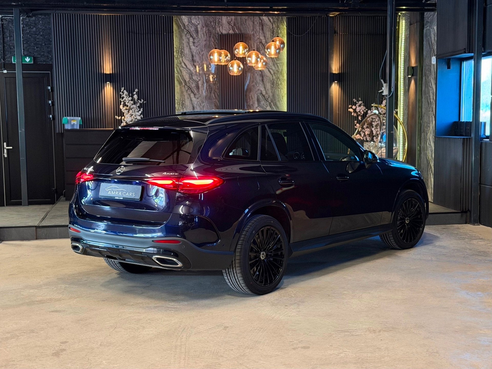 Mercedes-Benz GLC-klasse 300e 4MATIC AMG Line|PANO|MEMORY|BO, Automaat, Gebruikt, Euro 6, Automatische klimaatregeling