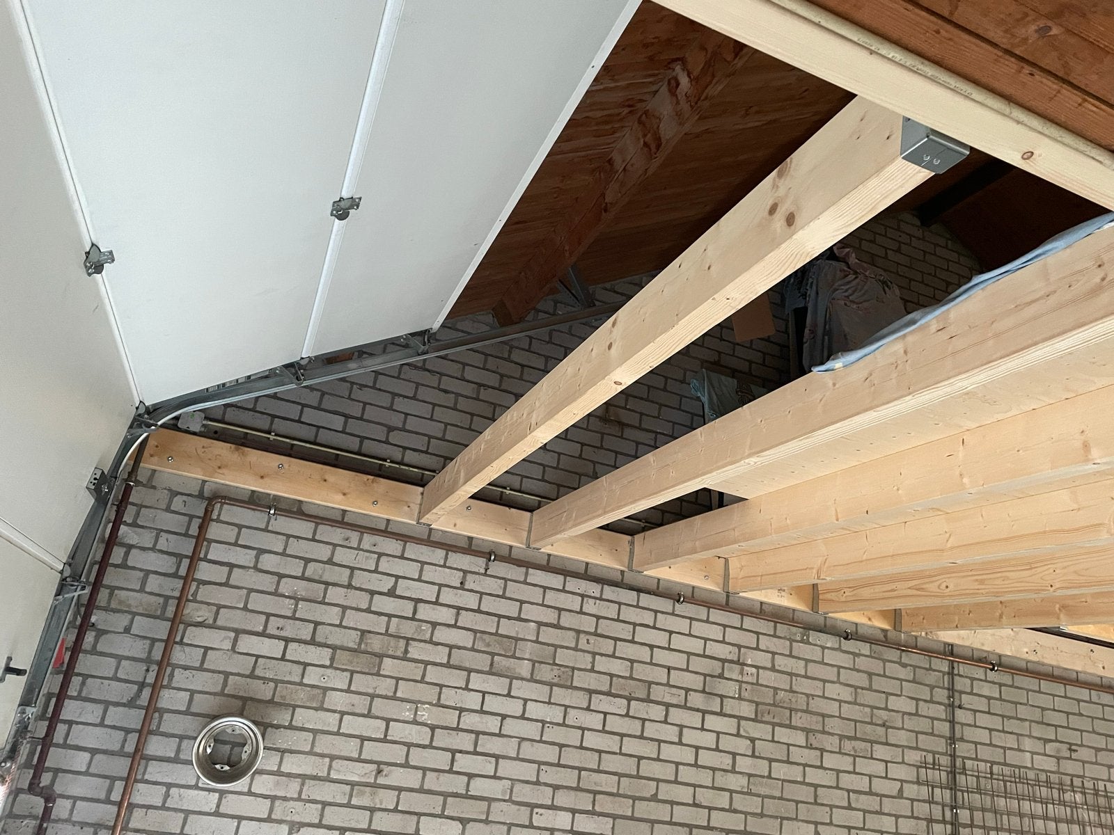 2 Overhead Garagedeuren - RAL 9001 & RAL 7016, Ophalen, Garagedeur, Zo goed als nieuw, 120 cm of meer