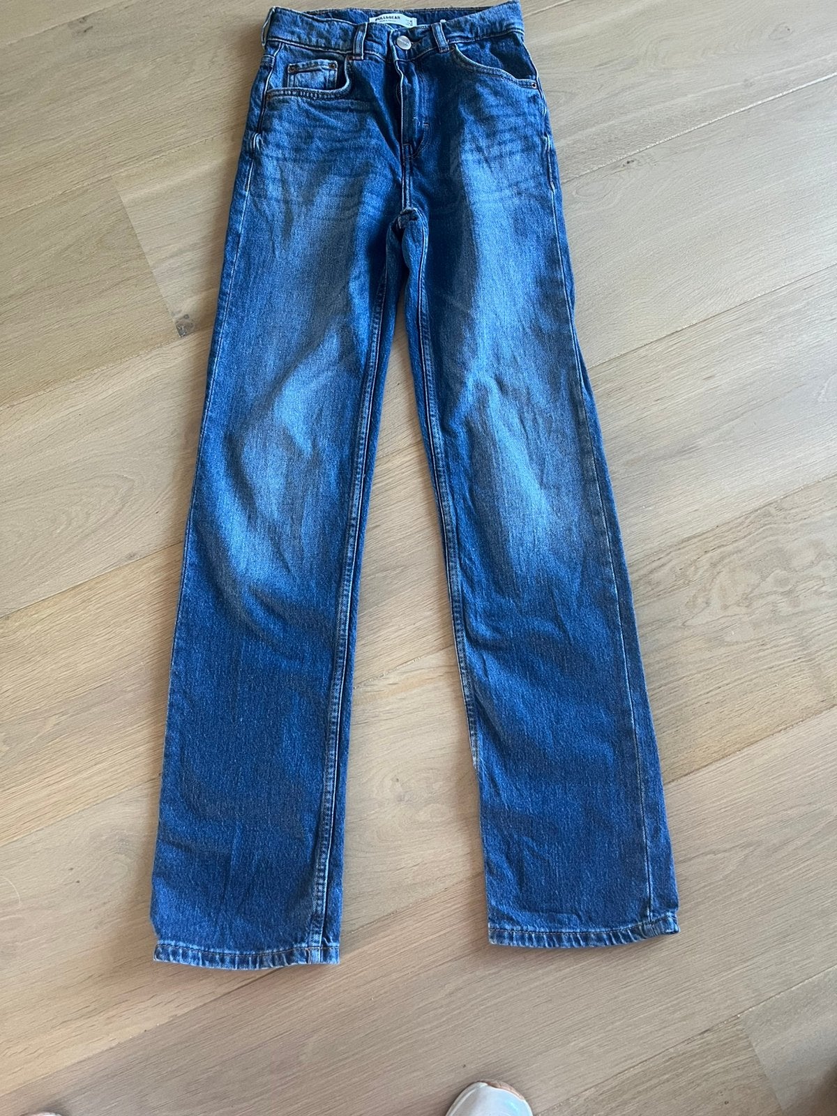 Pull & Bear spijkerbroek, Ophalen of Verzenden, Zo goed als nieuw, Blauw, W27 (confectie 34) of kleiner