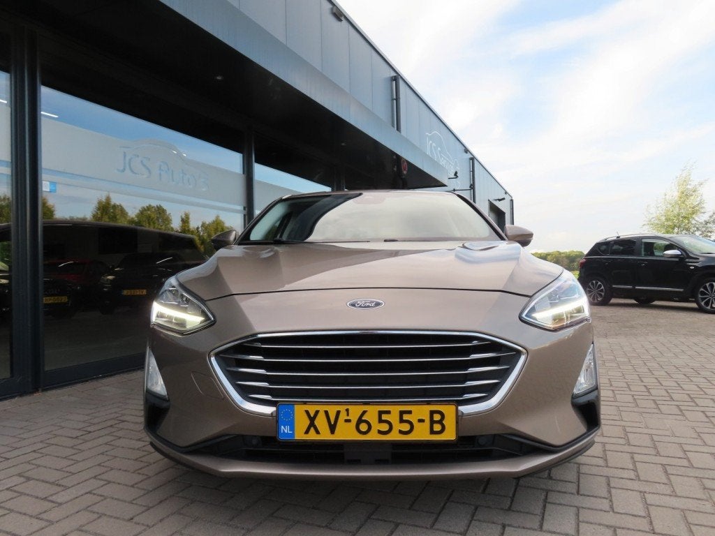 Ford FOCUS 1.0 Titanium Business Ecc Cruise Navi Trekhaak 20, 125 pk, Gebruikt, Euro 6, Origineel Nederlands