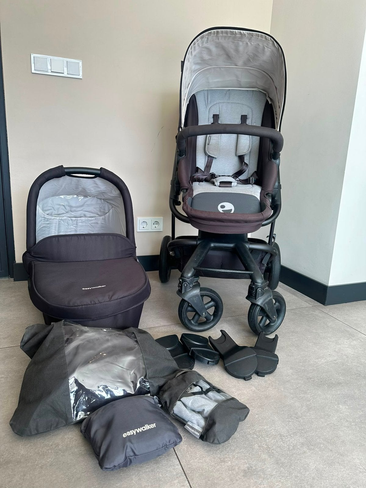 Easywalker Harvey kinderwagen compleet+ reiswieg&accessoires, Kinderen en Baby's, Kinderwagens en Combinaties, Ophalen, Zo goed als nieuw