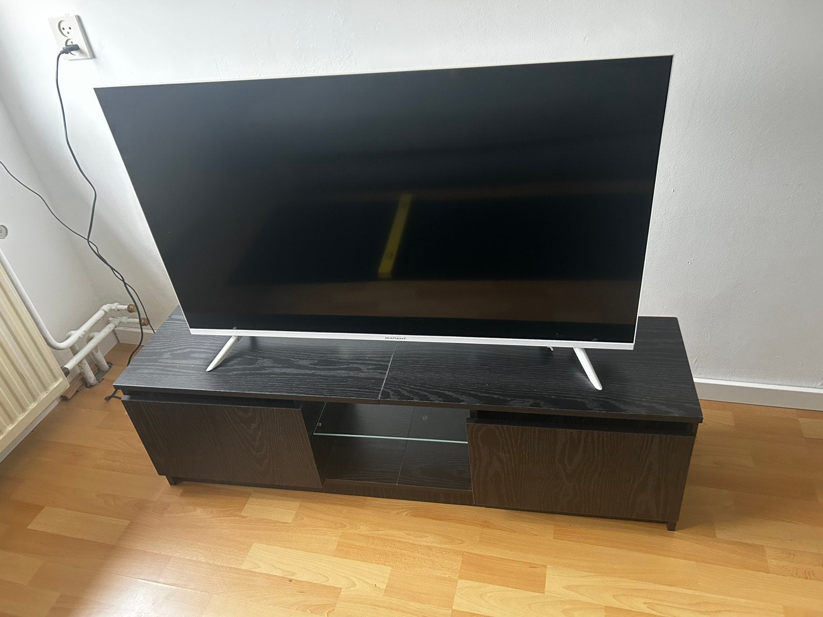 TV + TV Meubel, Ophalen, 100 tot 150 cm, Zo goed als nieuw, Minder dan 100 cm