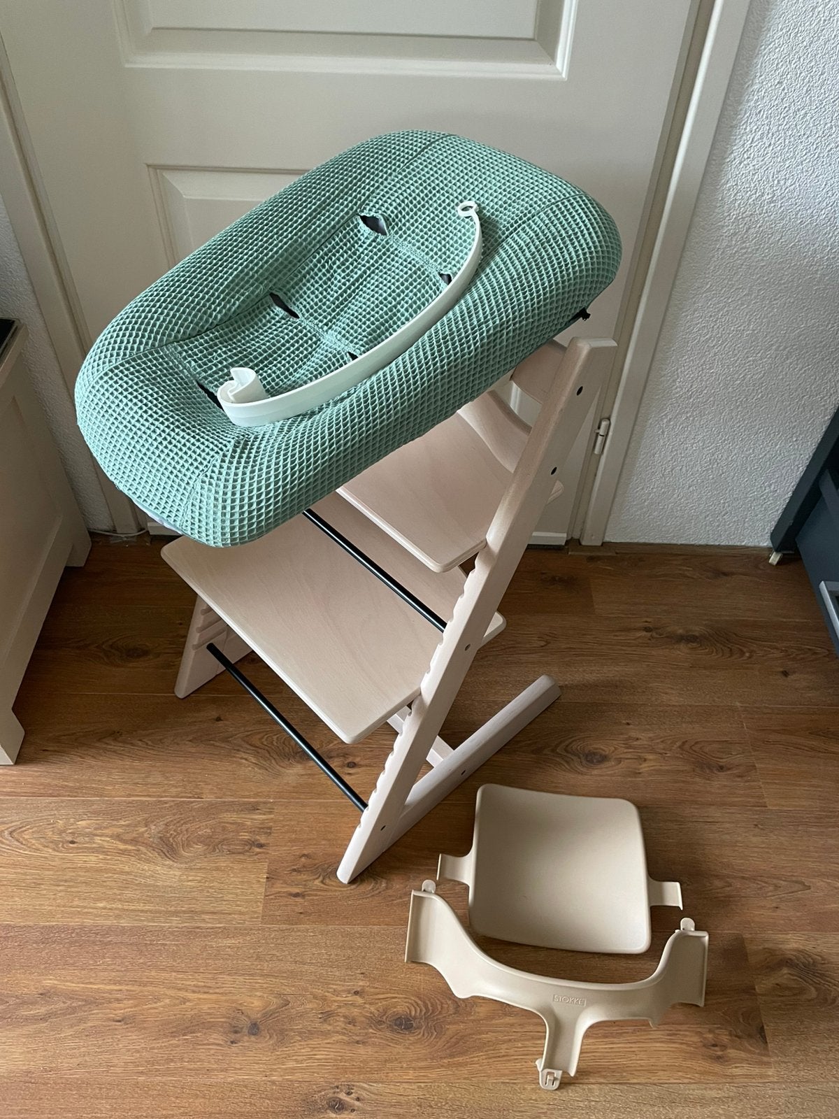 🧡Nieuwstaat White Wash Stokke Tripp Trapp Newborn Babyset🧡, Ophalen, Zo goed als nieuw, Meegroeistoel, Gordel(s)