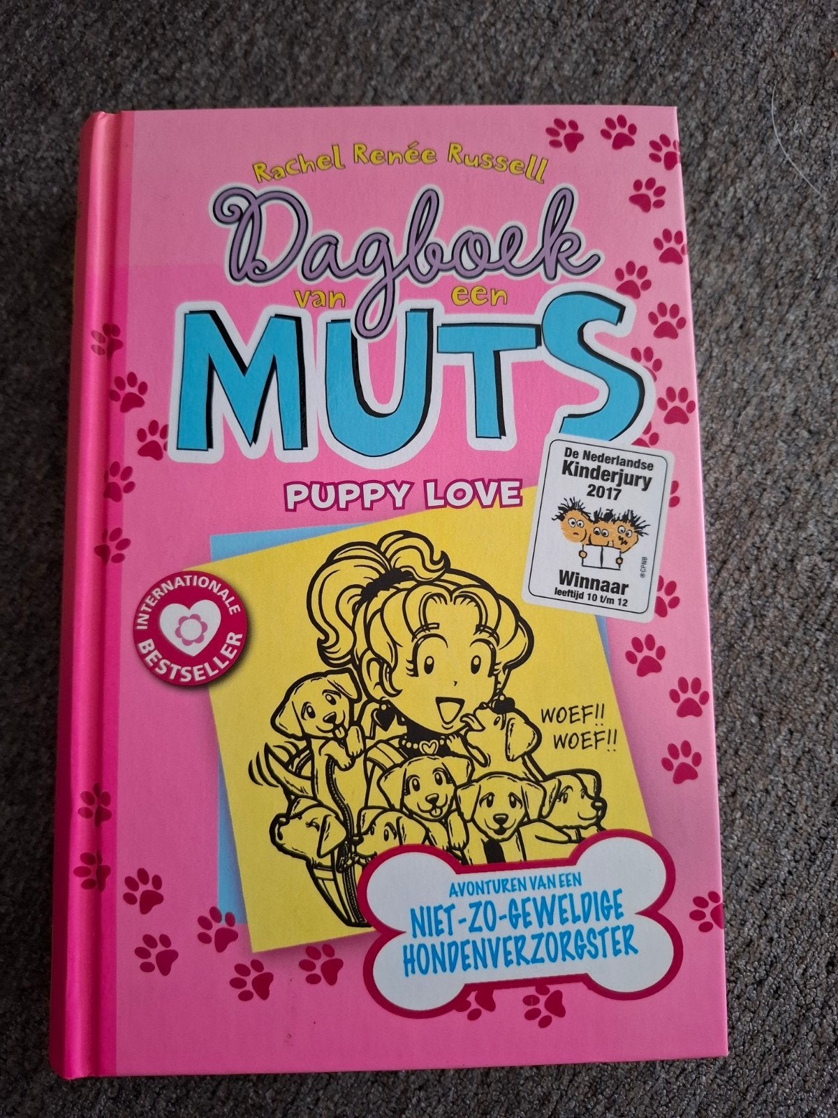 Dagboek van een Muts deel 10 Puppy Love, Ophalen of Verzenden, Zo goed als nieuw, Rachel Renée Russell