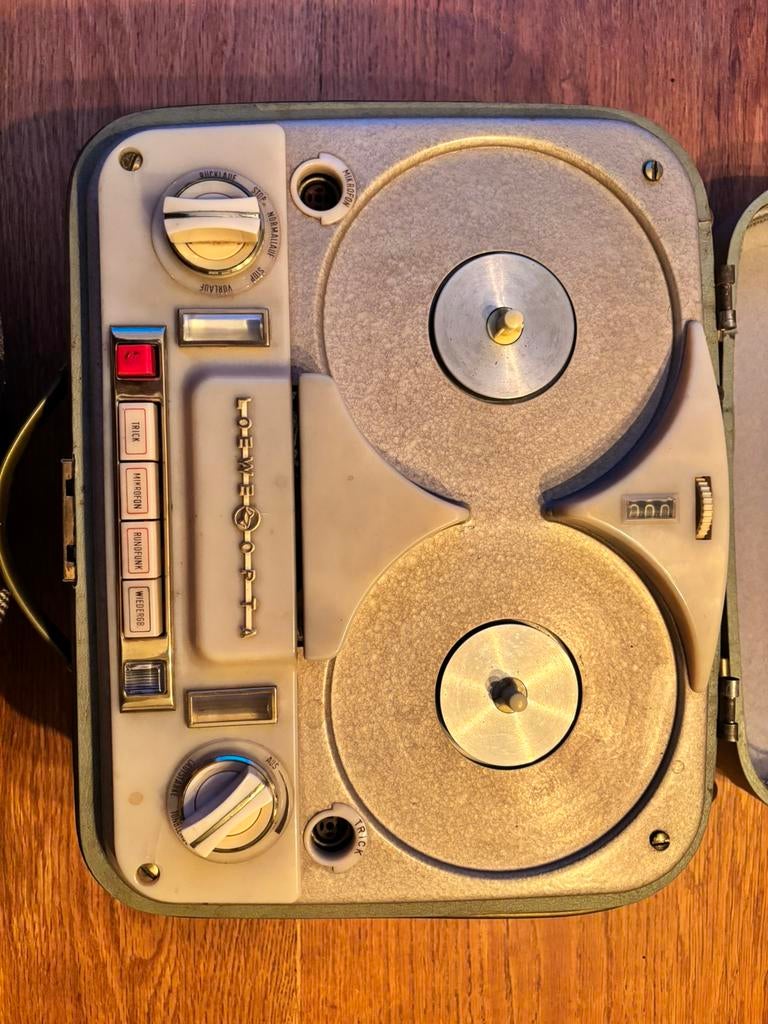 Loewe Opta bandrecorder, Ophalen, Bandrecorder