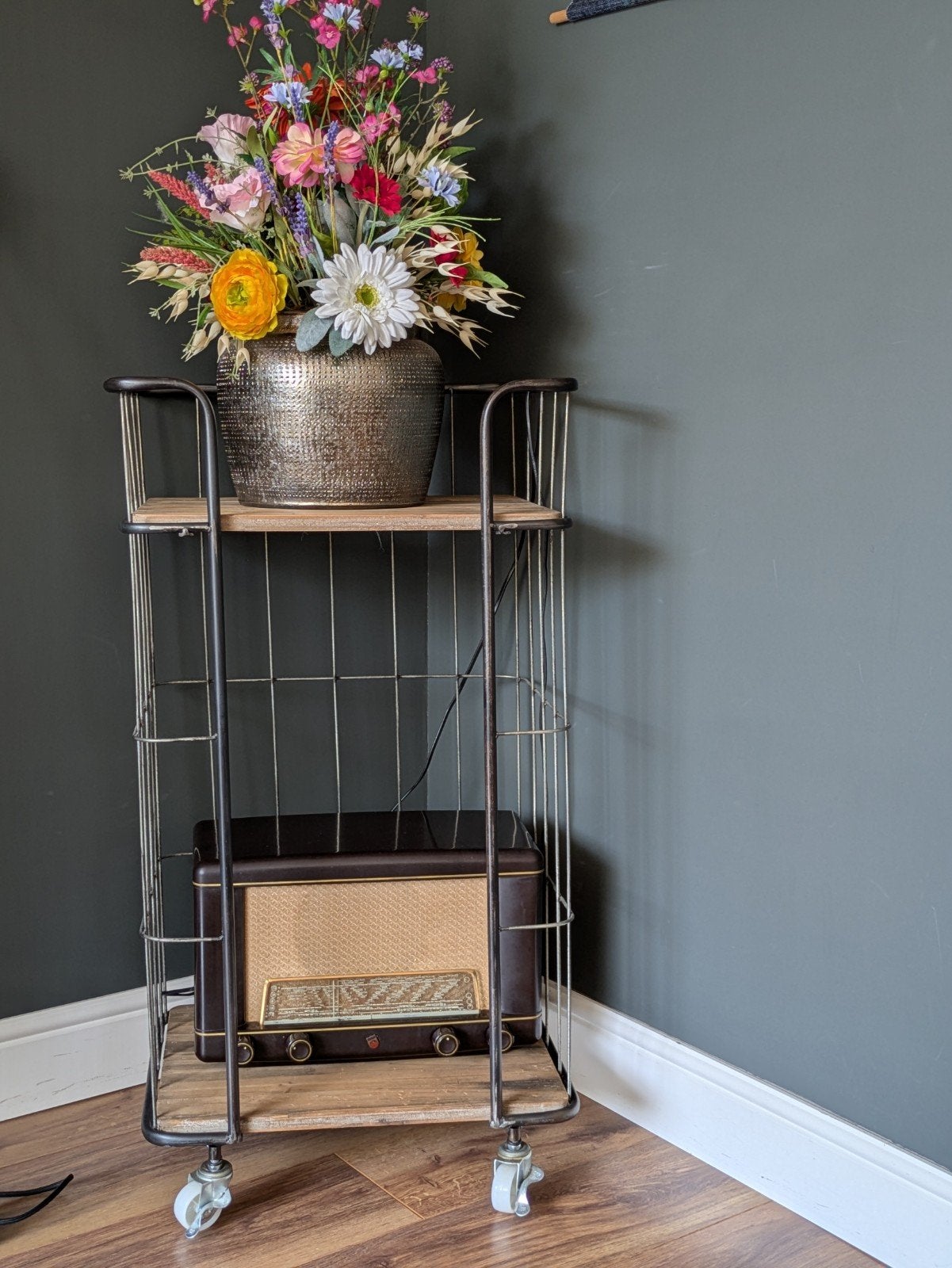 Industriële trolley/bijzettafel/bakkerskast met wielen, Huis en Inrichting, Ophalen, Gebruikt