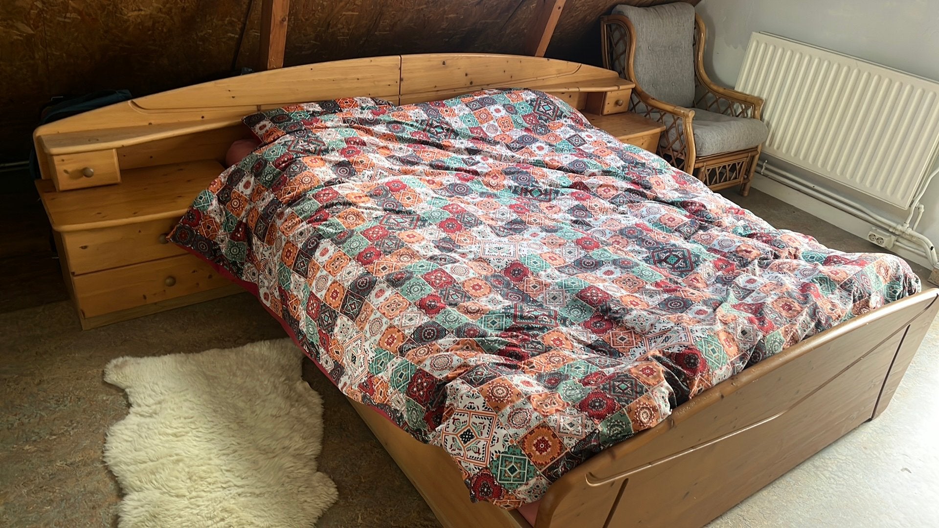 Grenen 2 persoons bed met nachtkastjes, Huis en Inrichting, Ophalen, Gebruikt, Tweepersoons