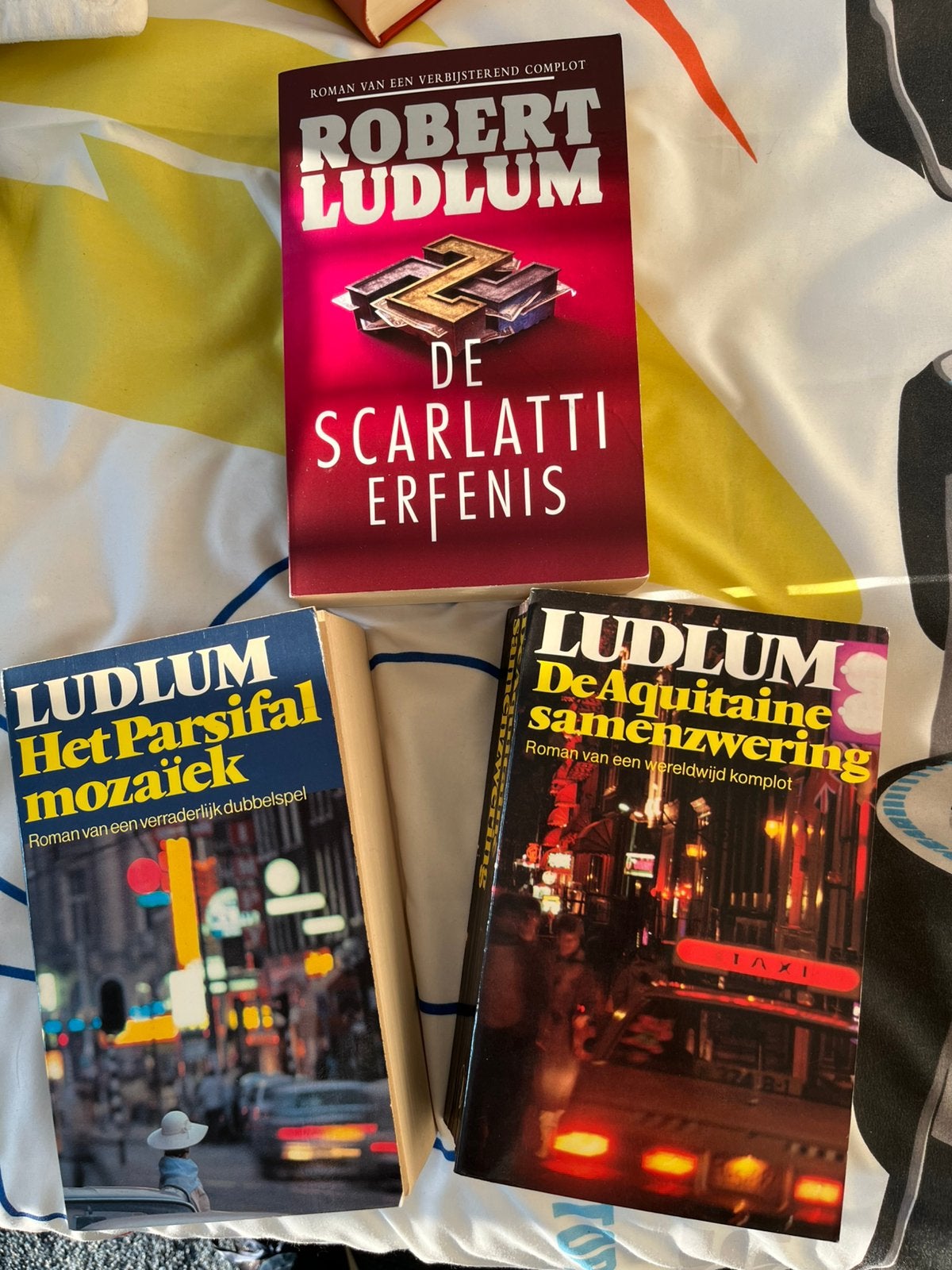 3 boeken van Ludlum, Ophalen of Verzenden, Gelezen