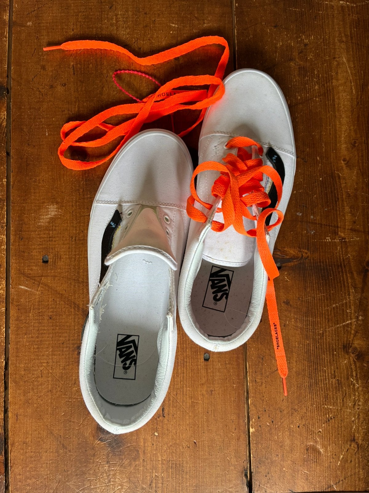 NIEUW Vans witte sneakers met oranje veters, Overige kleuren, Overige typen, Nieuw, Ophalen of Verzenden