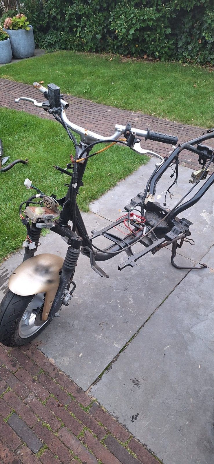 Kymco Scout Frame met geldige papieren en brom kenteken, Ophalen, Gebruikt, Frame, Kymco