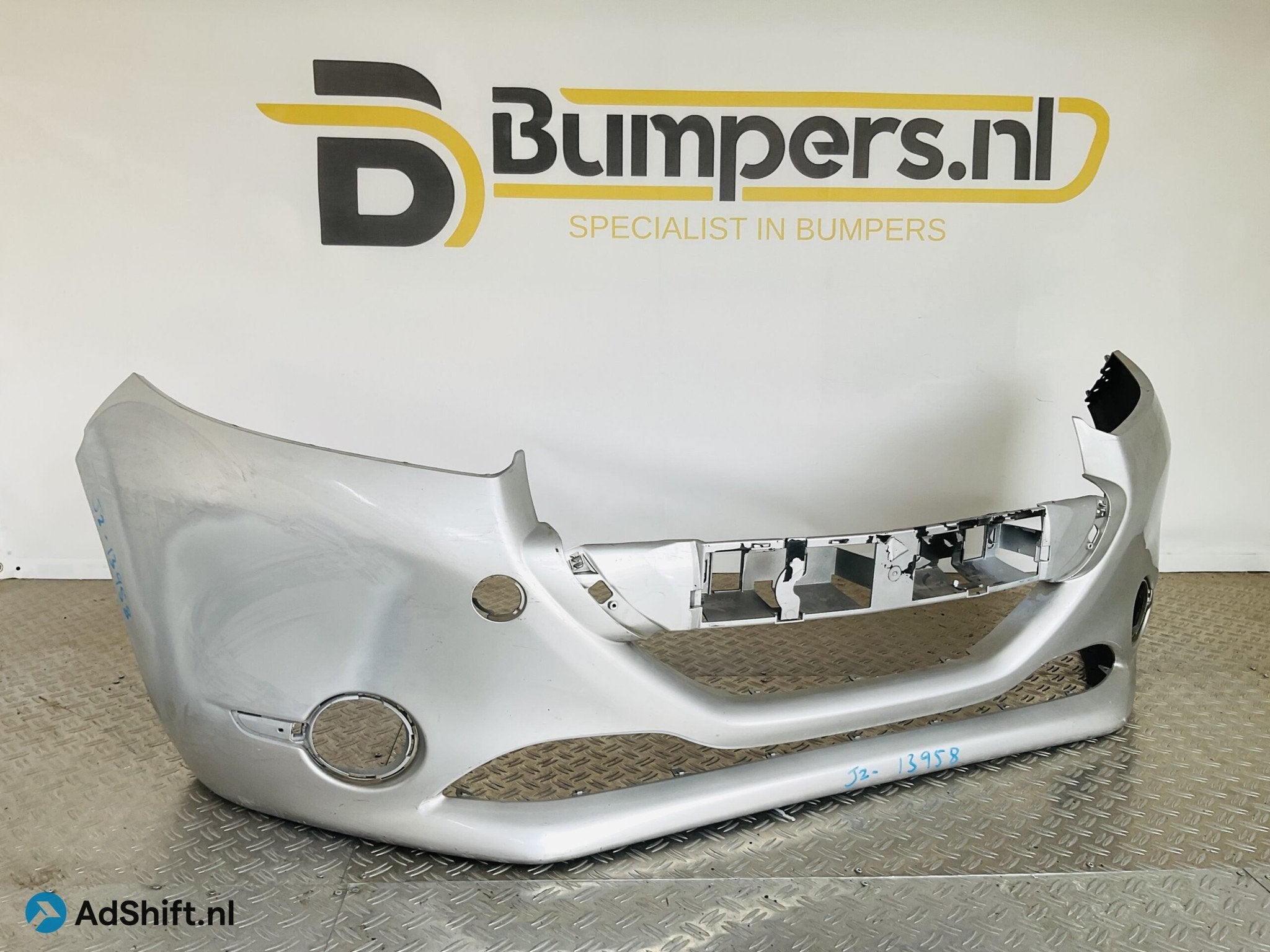 Bumper Peugeot 208 12-16 967279447700 Voorbumper 2-J2-13958z, Auto-onderdelen, Carrosserie en Plaatwerk, Bumper