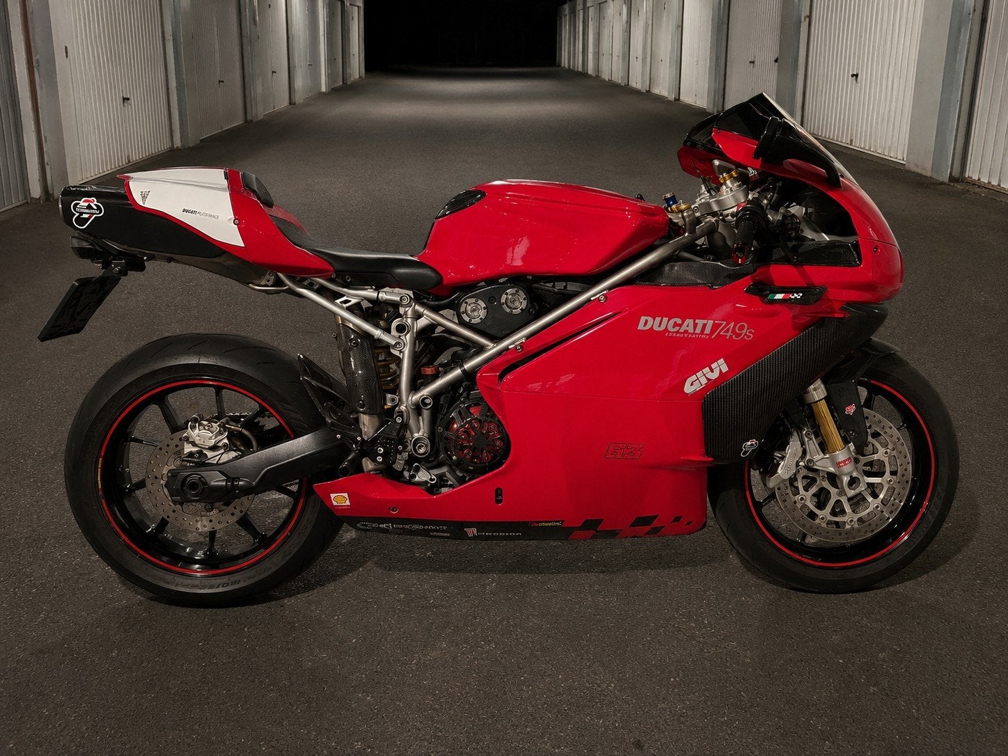 Ducati 749 S Monoposto uitvoering zeer uniek en mooi, Motoren, 2 cilinders, Super Sport, Particulier, Meer dan 35 kW
