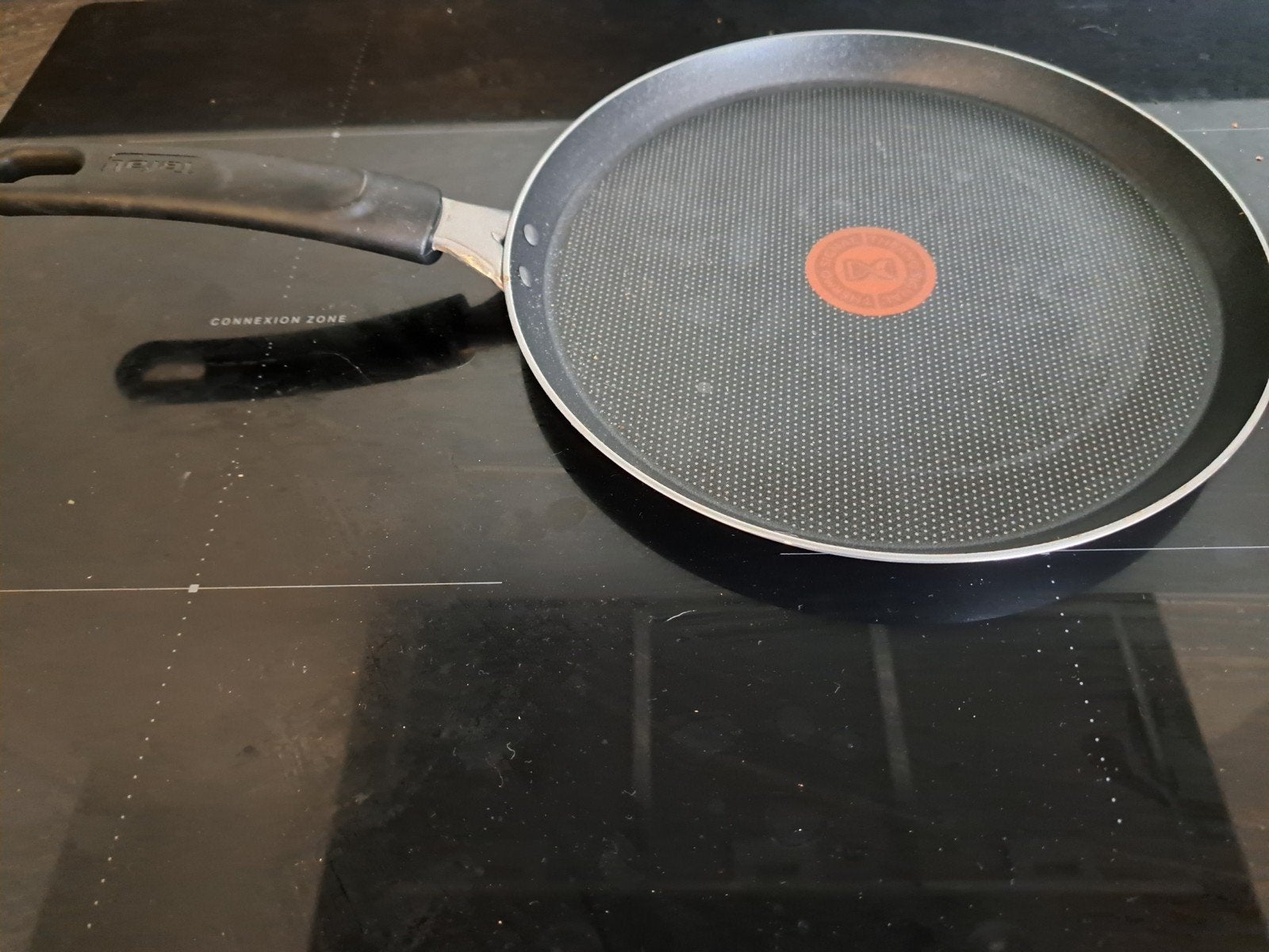 Tefal Pannenkoekenpan - Zo goed als nieuw, Tefal, Aluminium, Zo goed als nieuw, Antiaanbaklaag
