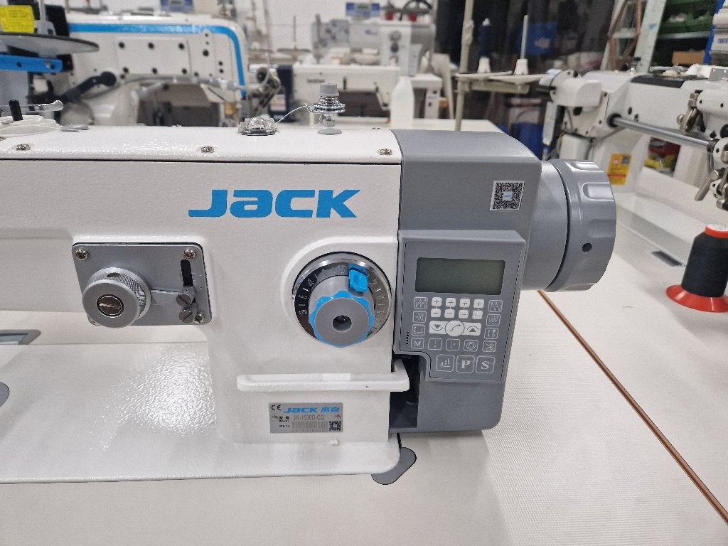 Jack JK-1530D-CQ – Full Automaat – Zigzag naaimachine 3, Nieuw, Naaimachine, Industrieel, Ophalen