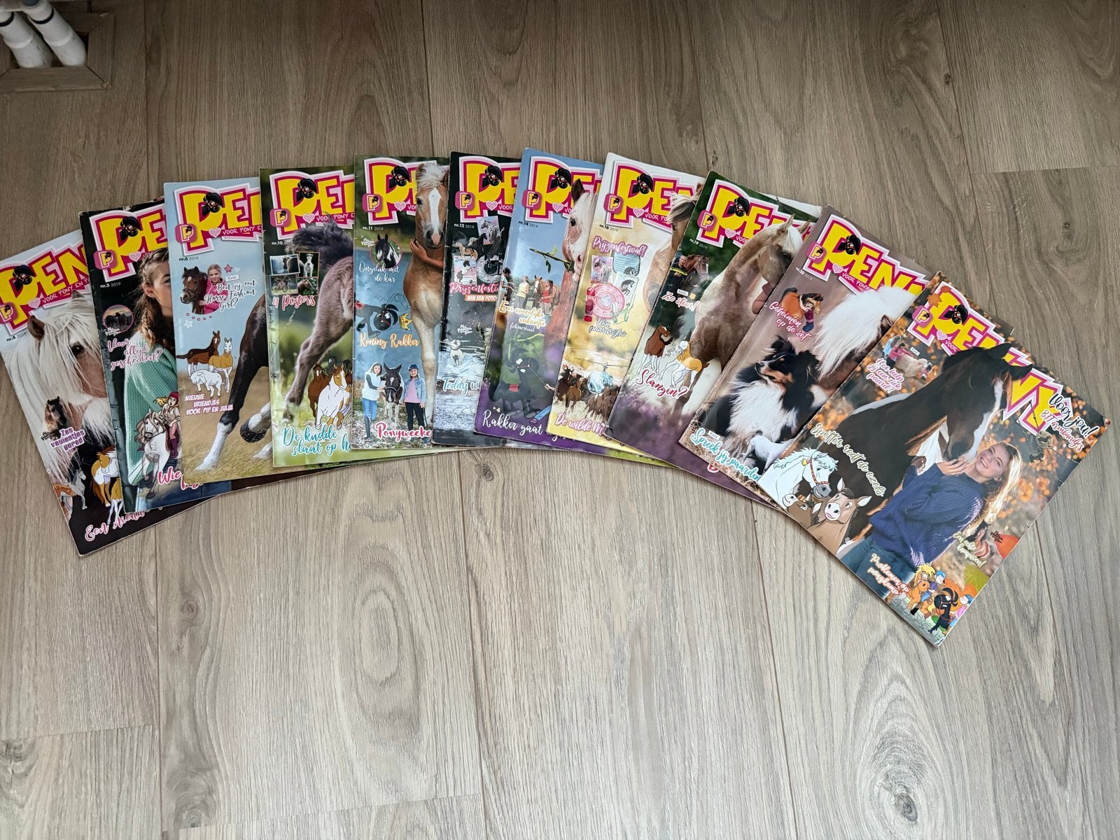 Penny  paarden tijdschriften 11 stuks + poster, Ophalen, Gelezen, Overige typen