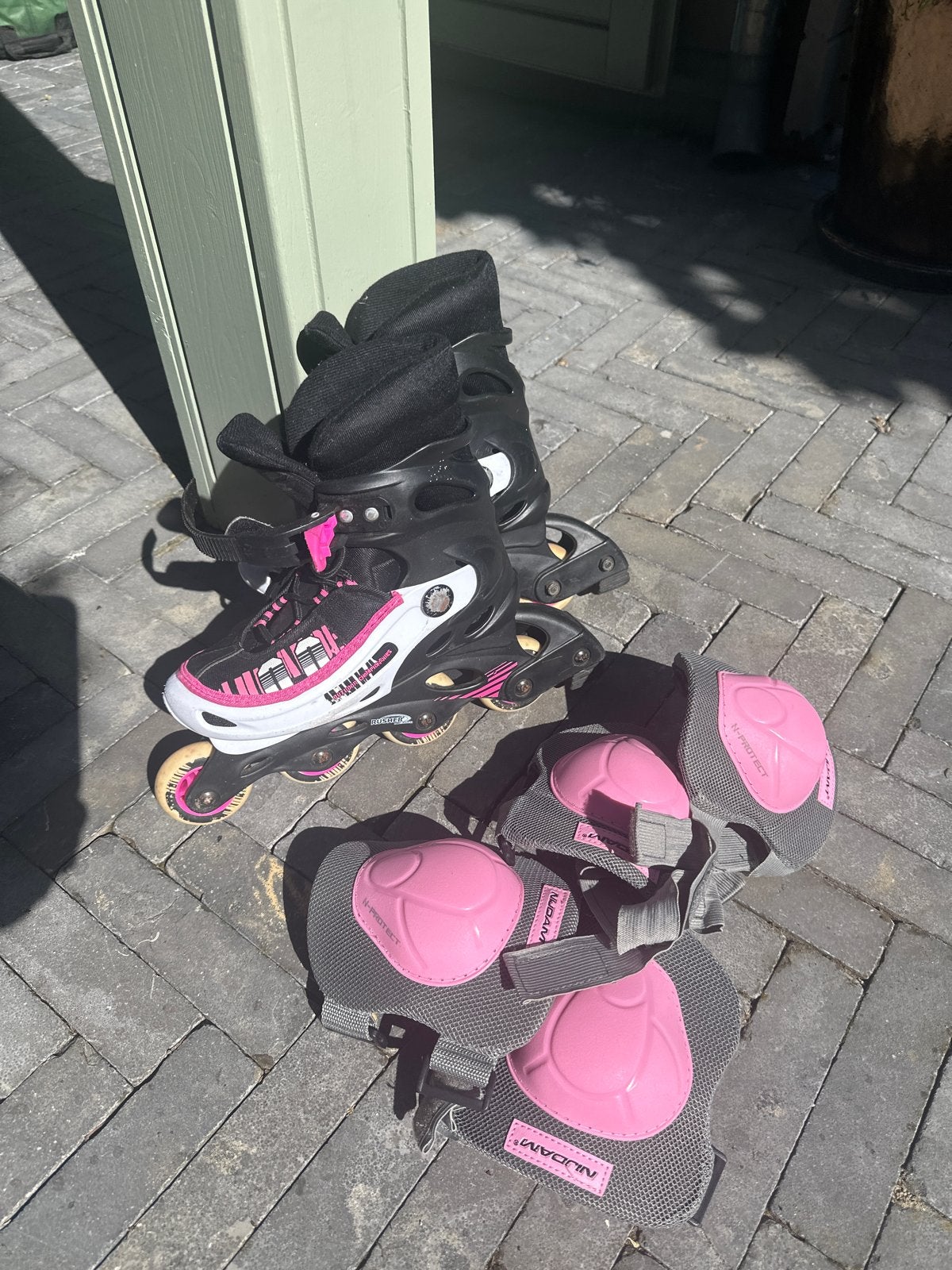 Rusher inline skates + beschermingsset 4 onderdelen roze, Sport en Fitness, Schaatsen, Ophalen, Gebruikt, Overige typen, Nijdam