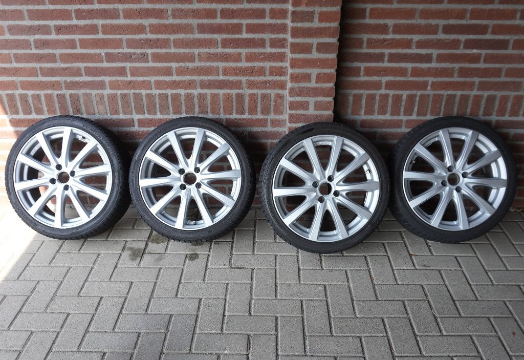 Velgenset 17", 4x100, ET35, 7J + banden 205/40-17, Auto-onderdelen, Banden en Velgen, Ophalen, Gebruikt, Banden en Velgen, 17 inch