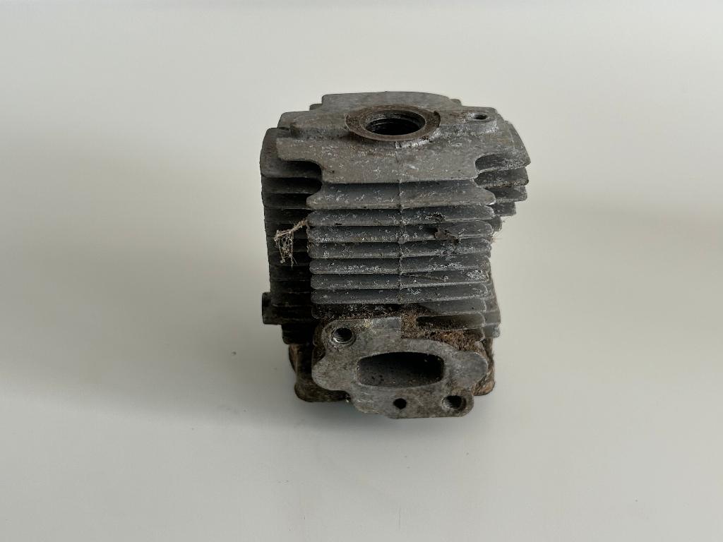 Benzine cilinder 1/5 rc auto, Ophalen of Verzenden, Gebruikt, Overige schalen, Auto offroad