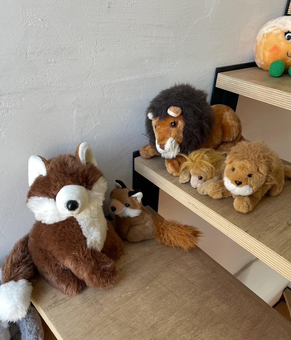 Leuke grote knuffels: leeuwen en vossen, Overige merken, Overige karakters, Ophalen of Verzenden, Zo goed als nieuw