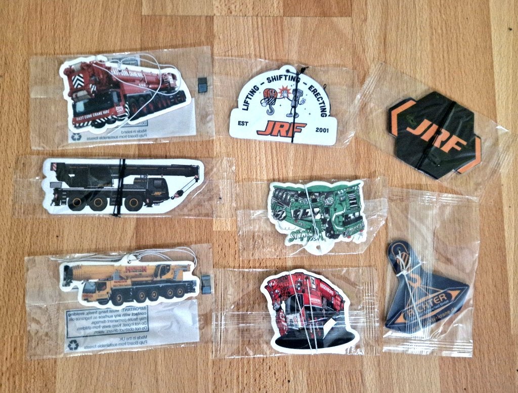 8 verschillend Auto vrachtwagen geurhangers 6 kraanbedrijven, Ophalen of Verzenden, Nieuw, Overige typen