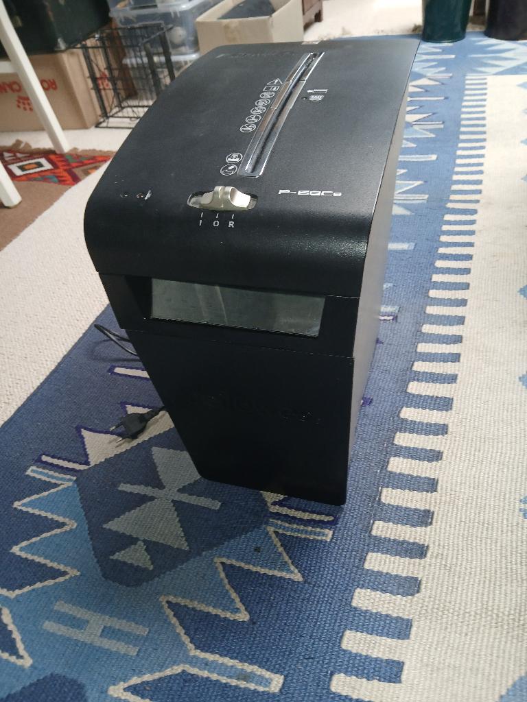 Te koop: Shredder Fellowes P-58Cs, Diversen, Ophalen of Verzenden, Zo goed als nieuw