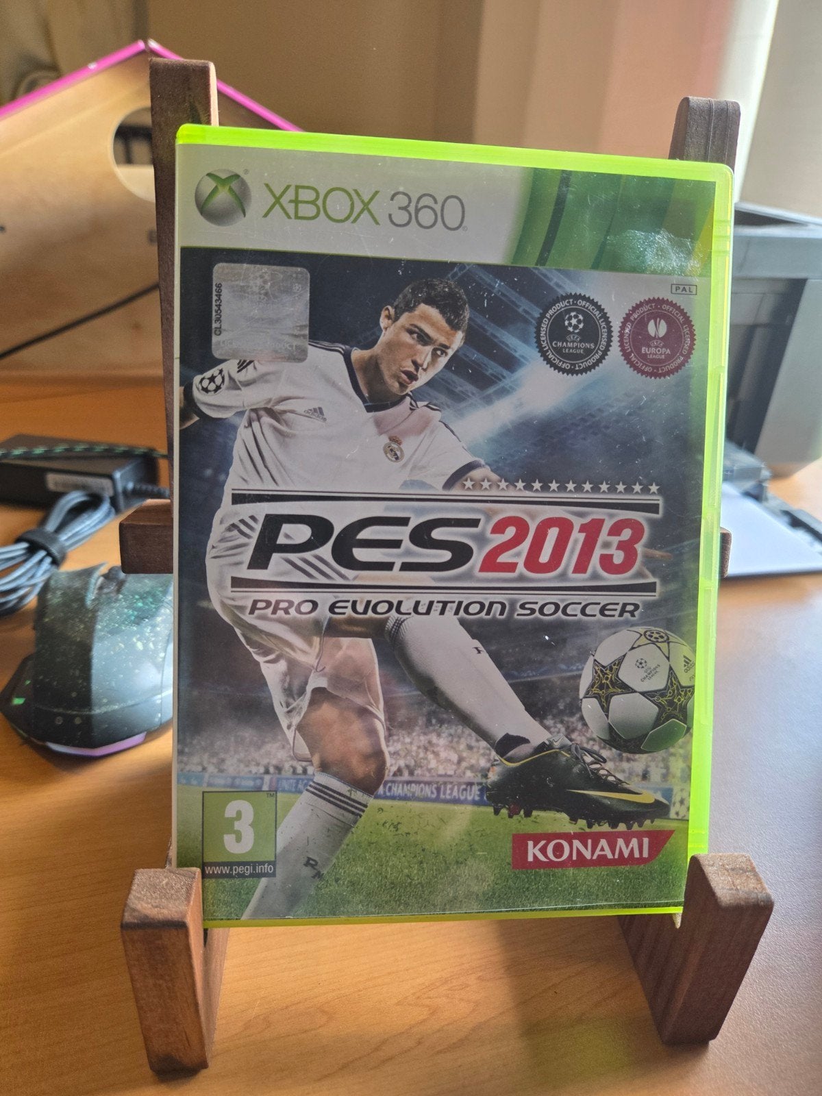 PES 2013 Compleet voor Xbox 360 - Pro Evolution Soccer, Spelcomputers en Games, 2 spelers, Ophalen of Verzenden, Zo goed als nieuw