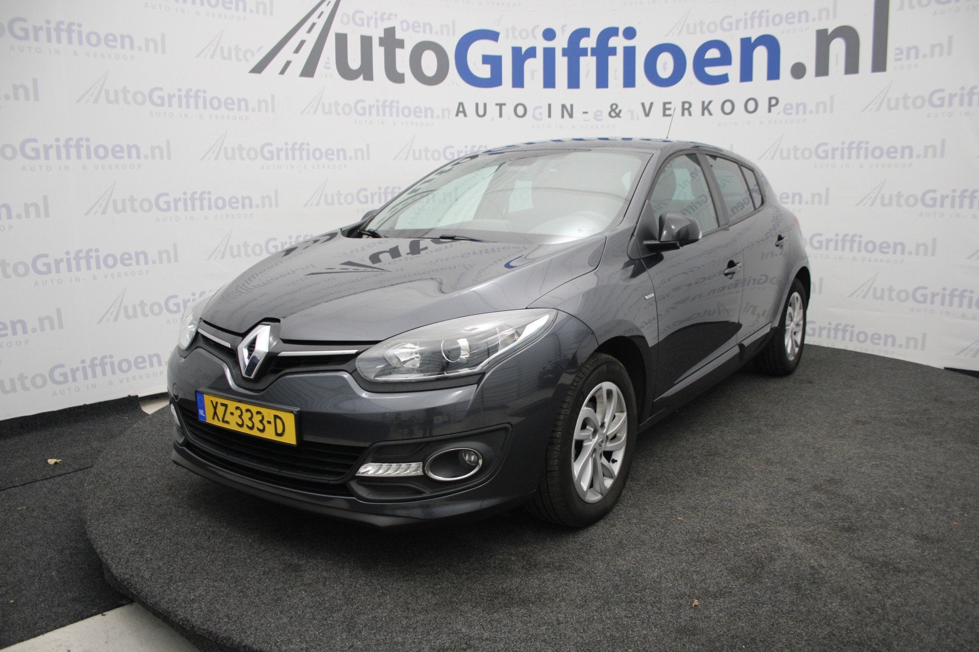 Renault Mégane 1.2 TCe Limited Export (bj 2015), Auto's, Renault, Voorwielaandrijving, Euro 5, Stof, Gebruikt