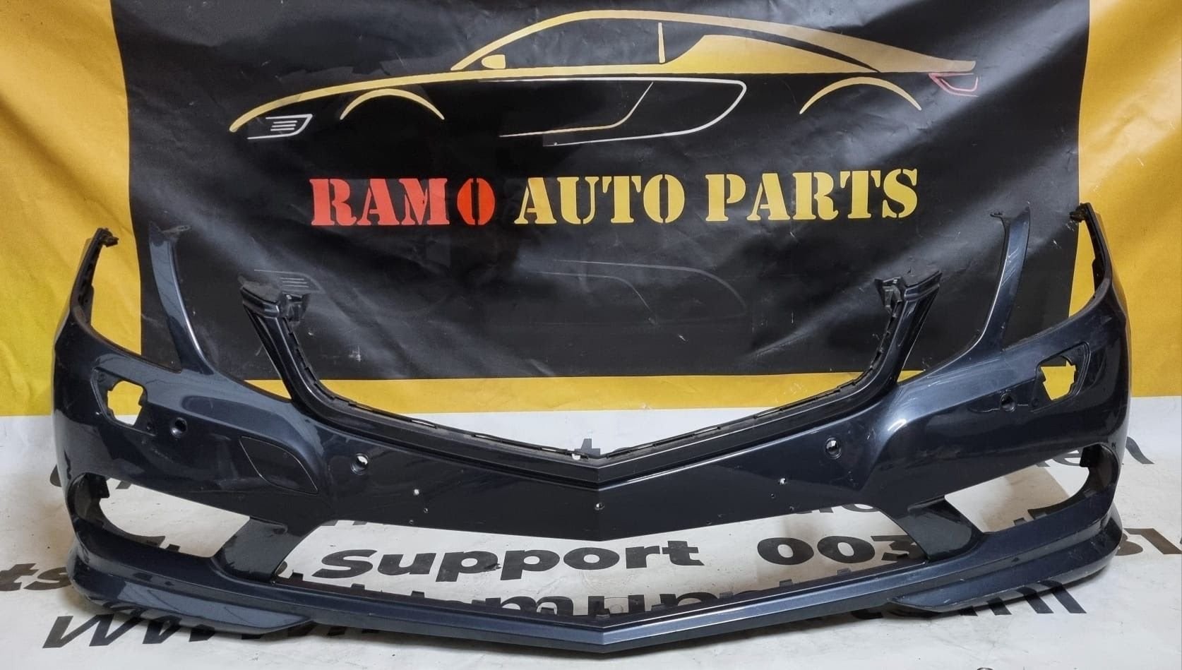 VOORBUMPER MERCEDES BENZ E-KLASSE C207 AMG 2009-2012 A207885, Gebruikt, -, Voor, Ophalen of Verzenden