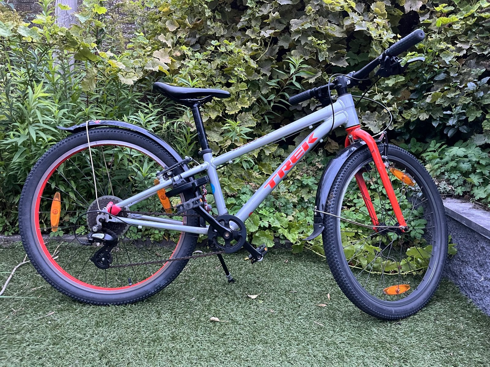Trek Kinderfiets - 20 inch - (6-8 jaar), Ophalen, Zo goed als nieuw, Velgrem, 20 inch of meer