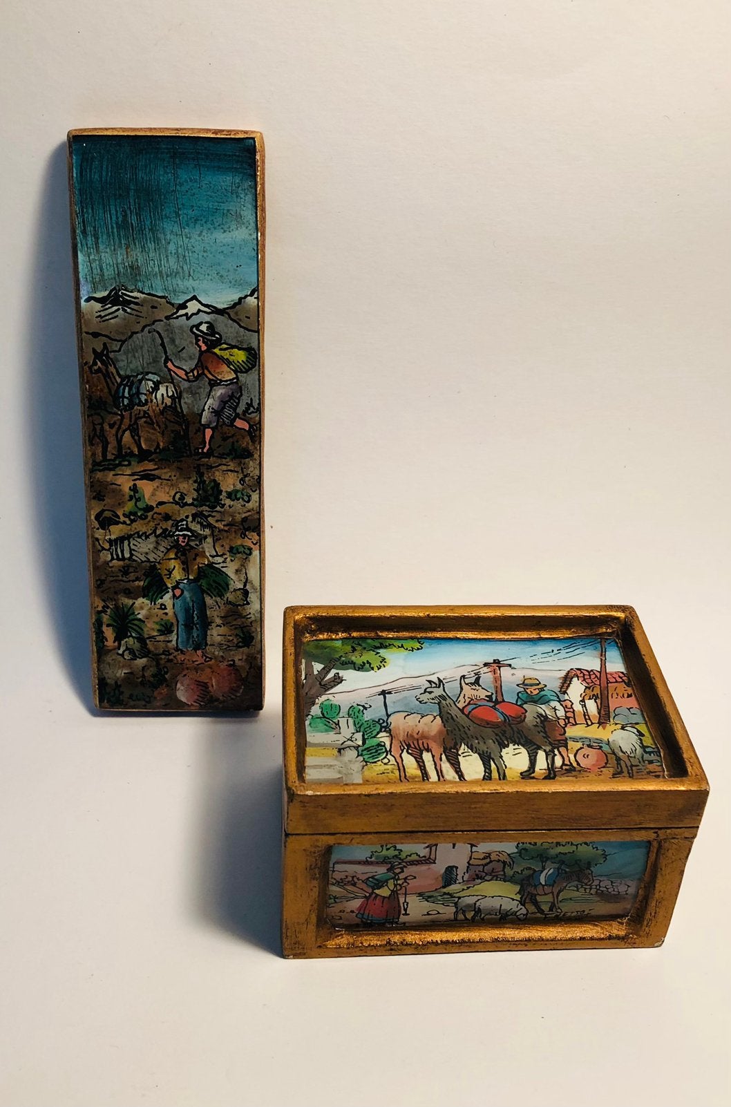Vintage houten kistje uit Peru en een passend wandhangertje, Huis en Inrichting, Ophalen of Verzenden