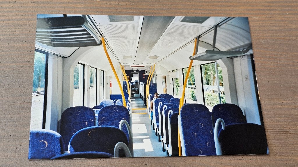 Foto TREIN Syntus Interieur Lint, Verzamelen, Verzenden, Gebruikt, Trein, Overige typen