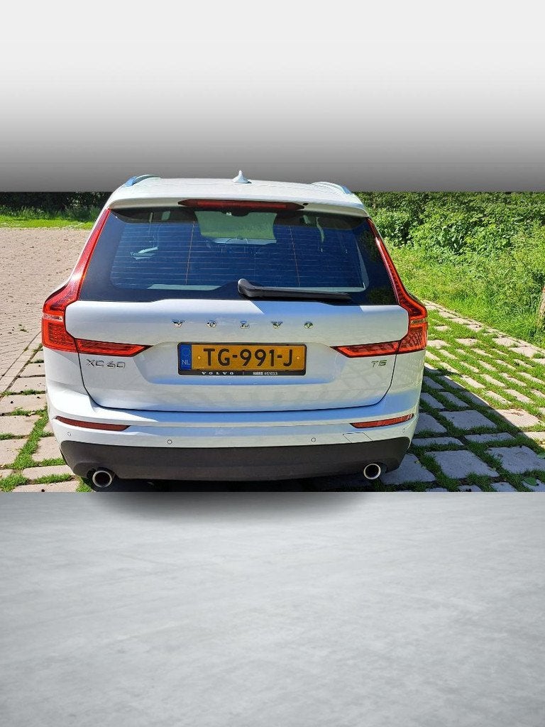 Volvo XC60 2.0 T5 Momentum | Bowers Wilkins Audio | Panorama, 12 maanden, Gebruikt, Euro 6, 4 cilinders