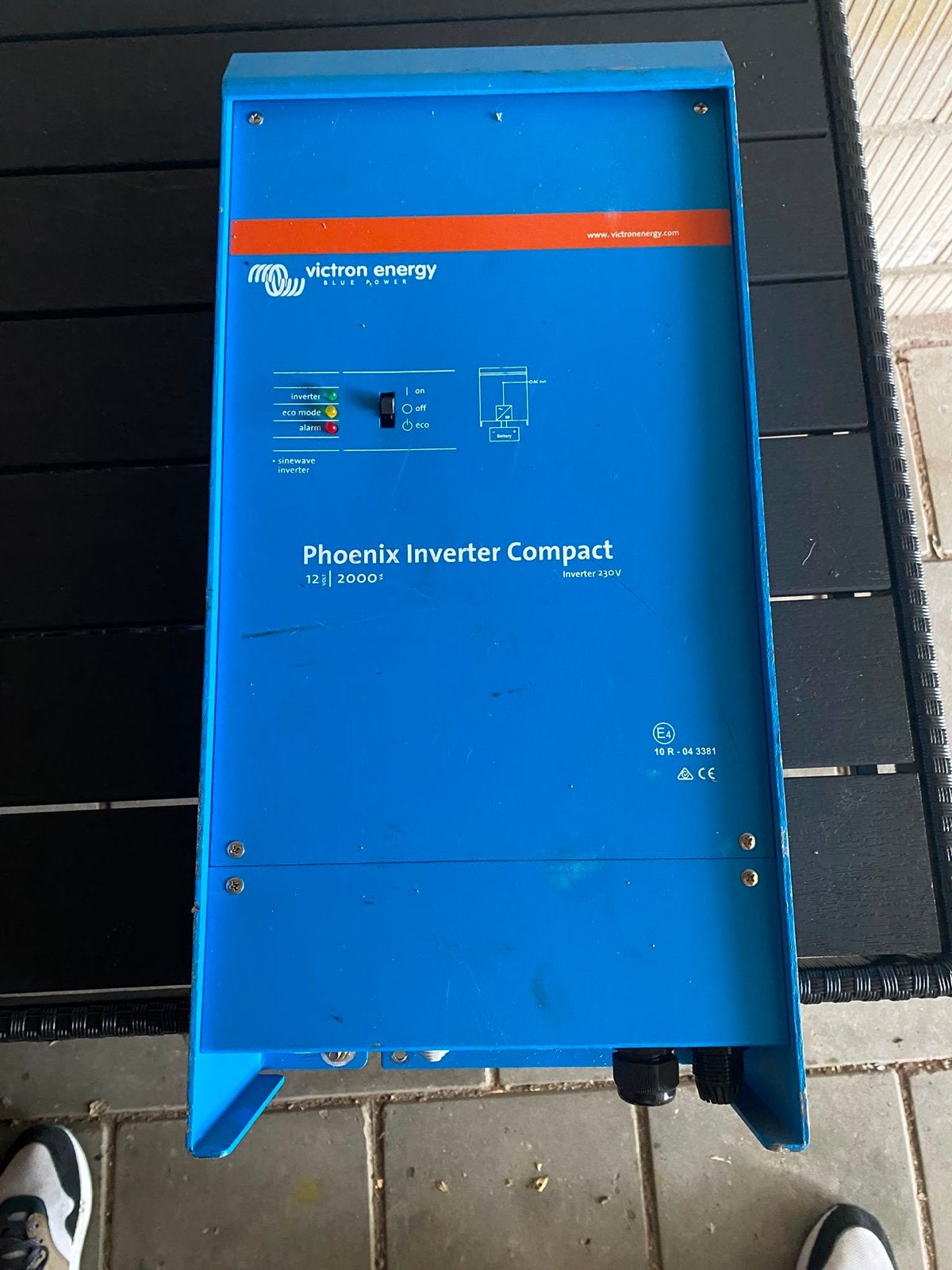 Victron Energy Phoenix Inverter Compact 12V 2000VA Omvormer, Ophalen, Gebruikt, Overige merken, Omvormer