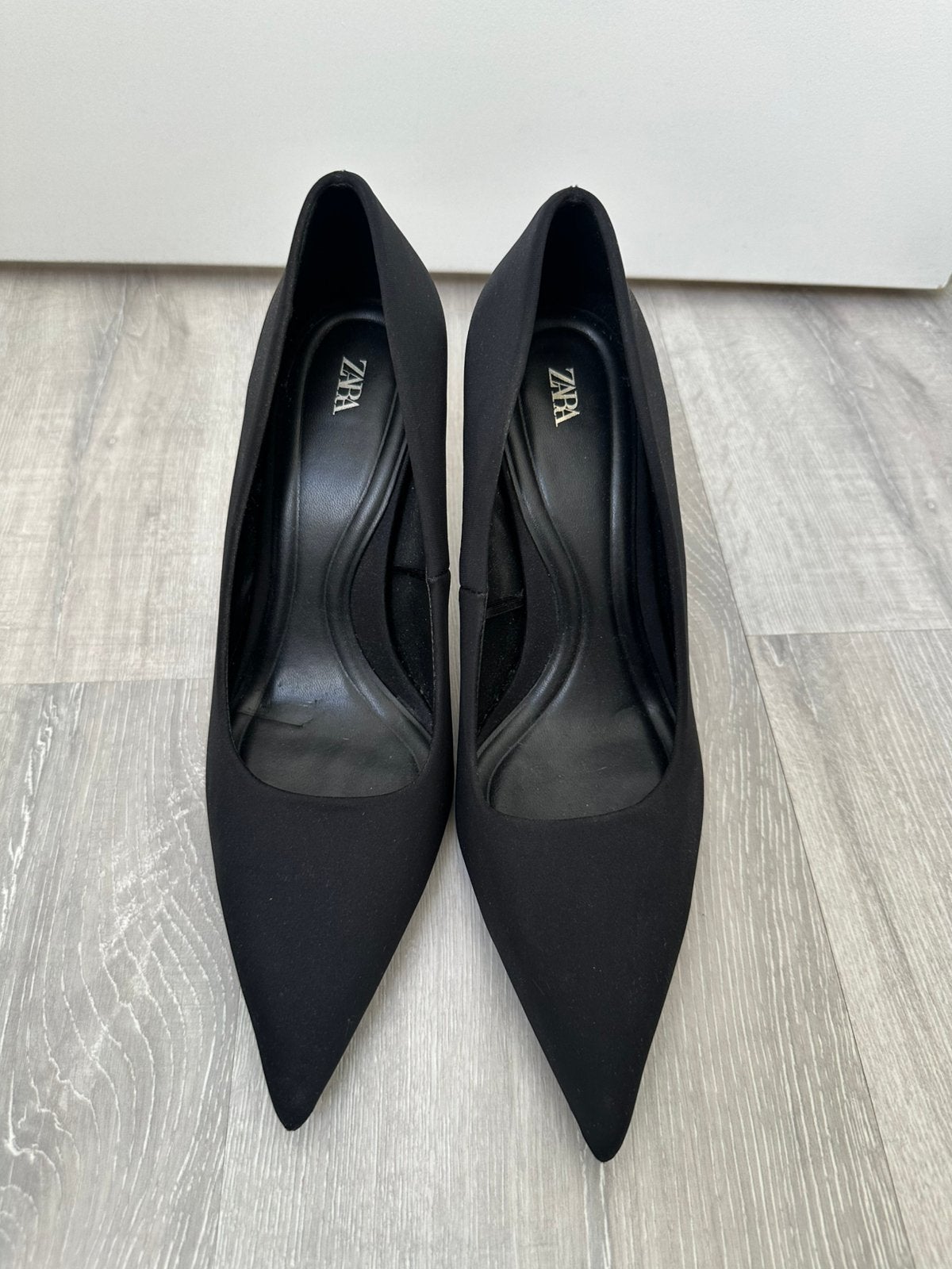 Zara pumps, Pumps, Zwart, Ophalen of Verzenden, Zo goed als nieuw
