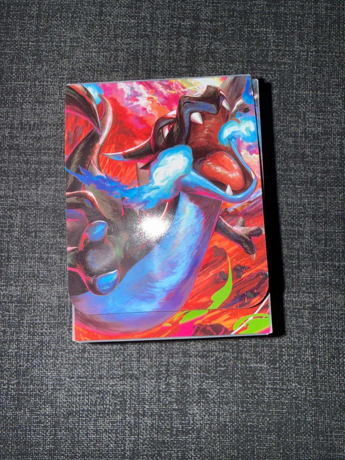 Charizard deck box, Ophalen of Verzenden, Zo goed als nieuw, Speeldeck