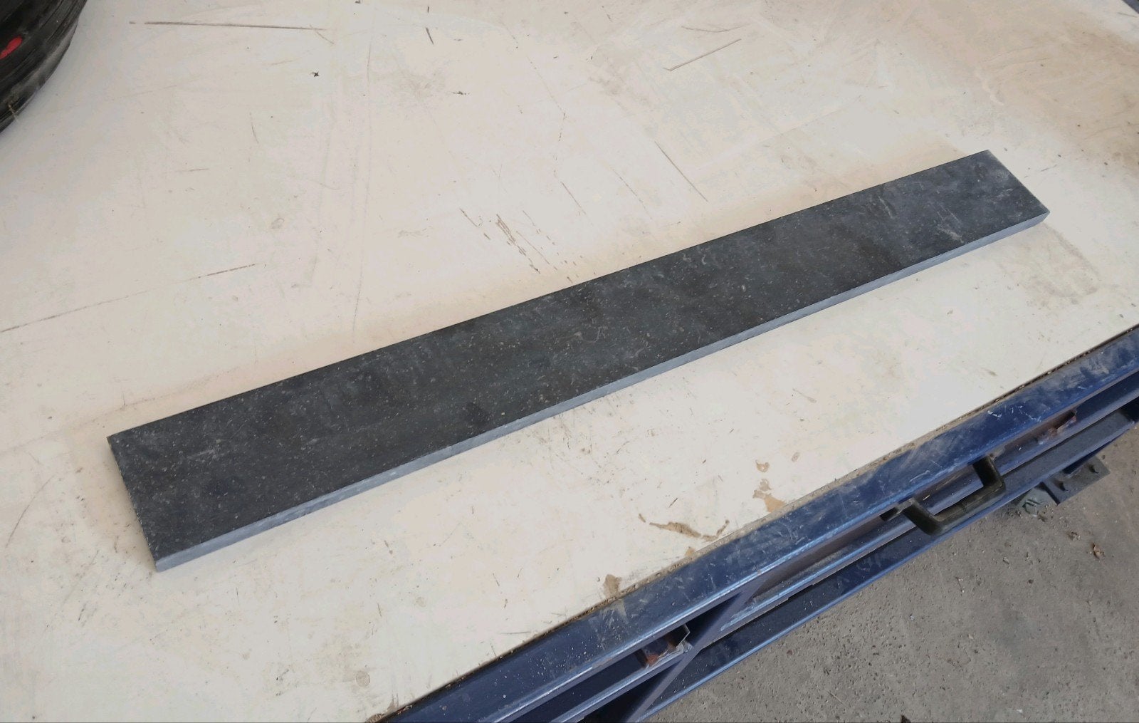 Dorpel belgisch hardsteen gezoet - 105 x 11,4 x 2 cm, Ophalen, Zo goed als nieuw
