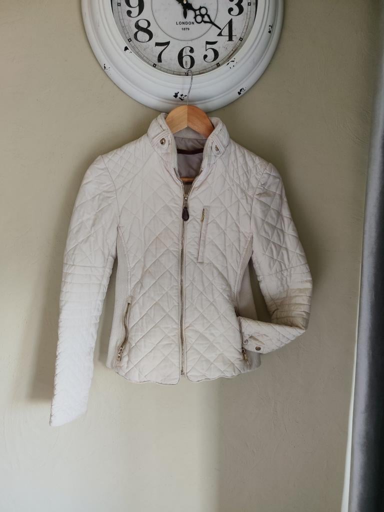 Zara beige tussen jasje ,xs, Ophalen of Verzenden, Zo goed als nieuw, Maat 34 (XS) of kleiner, Beige