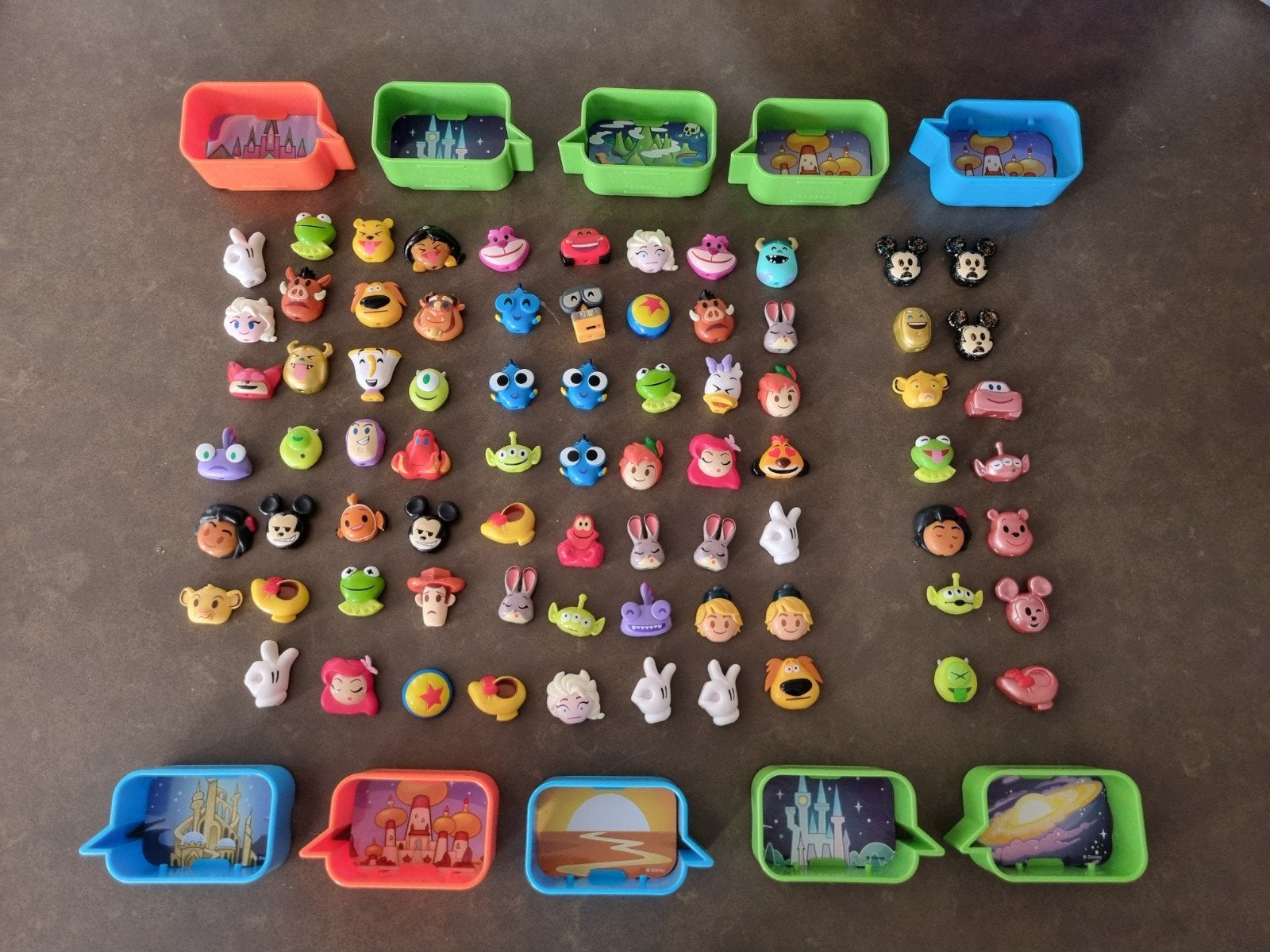 Disney emoji verzameling nieuw, Ophalen of Verzenden, Overige figuren, Nieuw, Beeldje of Figuurtje