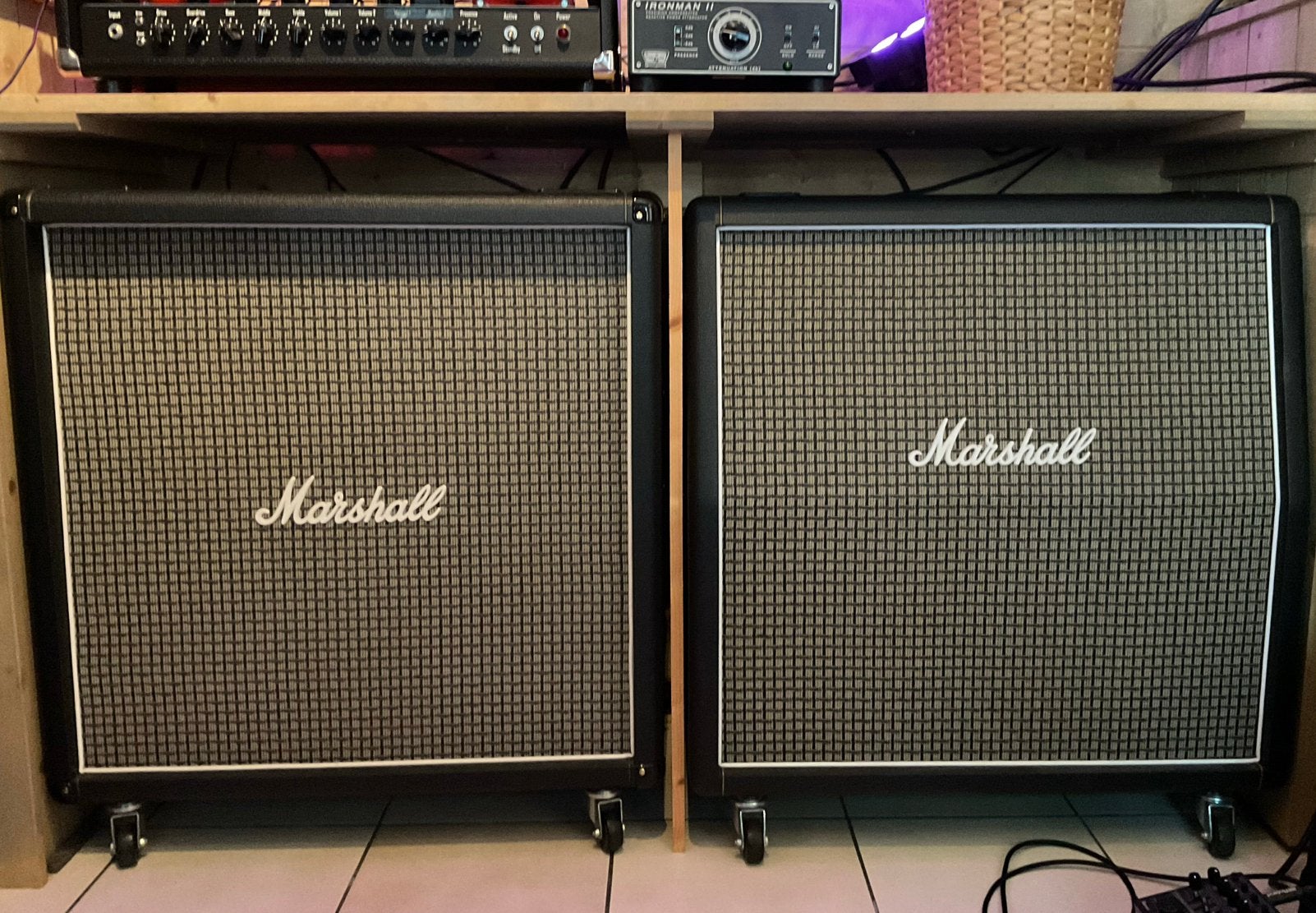 Marshall 1960 AX + BX Celestion Greenback made in UK!, Muziek en Instrumenten, Ophalen, Zo goed als nieuw