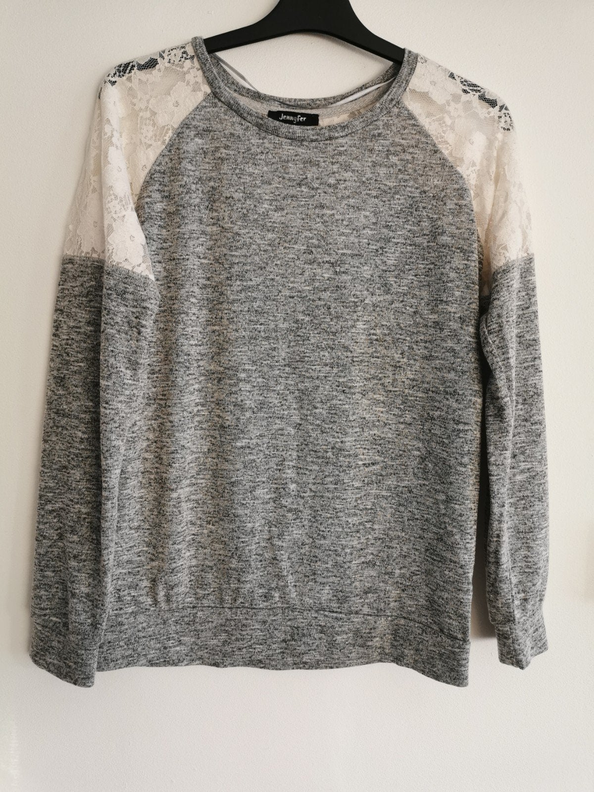 Jennyfer trui met kant mt. M, Kleding | Dames, Maat 38/40 (M), Verzenden, Zo goed als nieuw, Jennyfer