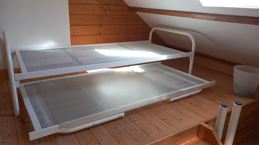 Eenpersoons bedframes, Huis en Inrichting, Ophalen, 90 cm, Eenpersoons, Zo goed als nieuw