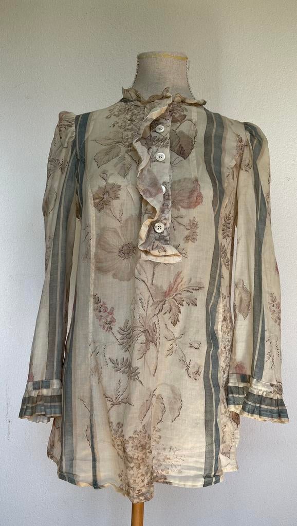 Prachtige nieuwe blouse van High maat 36., Kleding | Dames, Blouses en Tunieken, Ophalen of Verzenden, Nieuw, Maat 36 (S), Overige kleuren