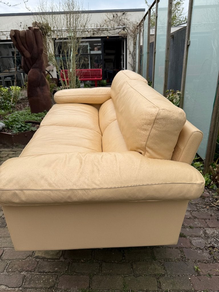 Sofa Petronia 603 Tito Agnoli voor Poltrona Frau nieuwstaat, Ophalen, Leer, 150 tot 200 cm, Driepersoons