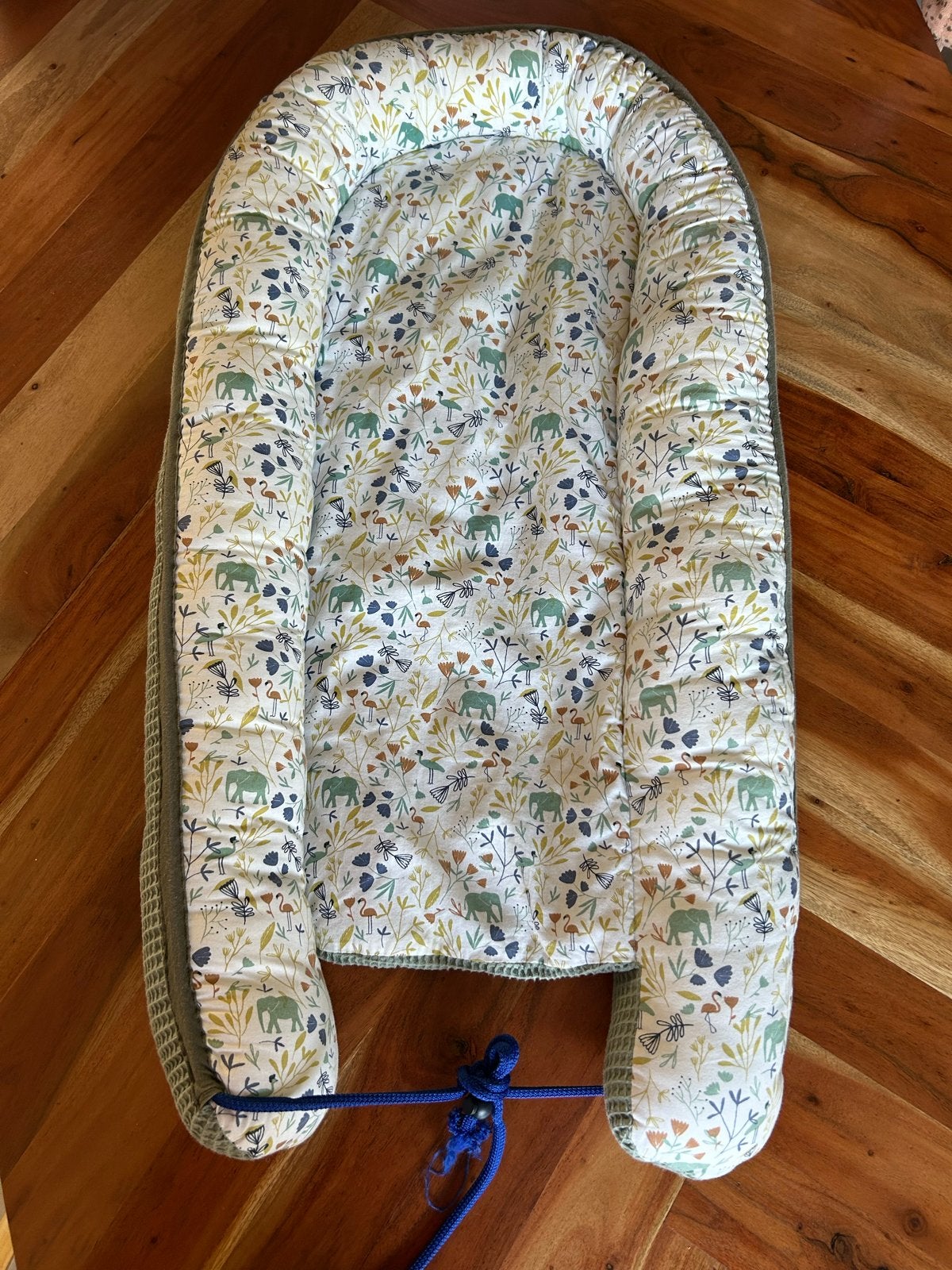 Babynestje met jungleprint, Kinderen en Baby's, Ophalen, Zo goed als nieuw, Overige typen