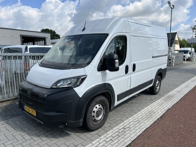 Peugeot Boxer 2.2 BlueHDi 132kw L2H2 3.5t Zwaar Airco klima, Auto's, Gebruikt, Euro 6, 4 cilinders, 179 pk