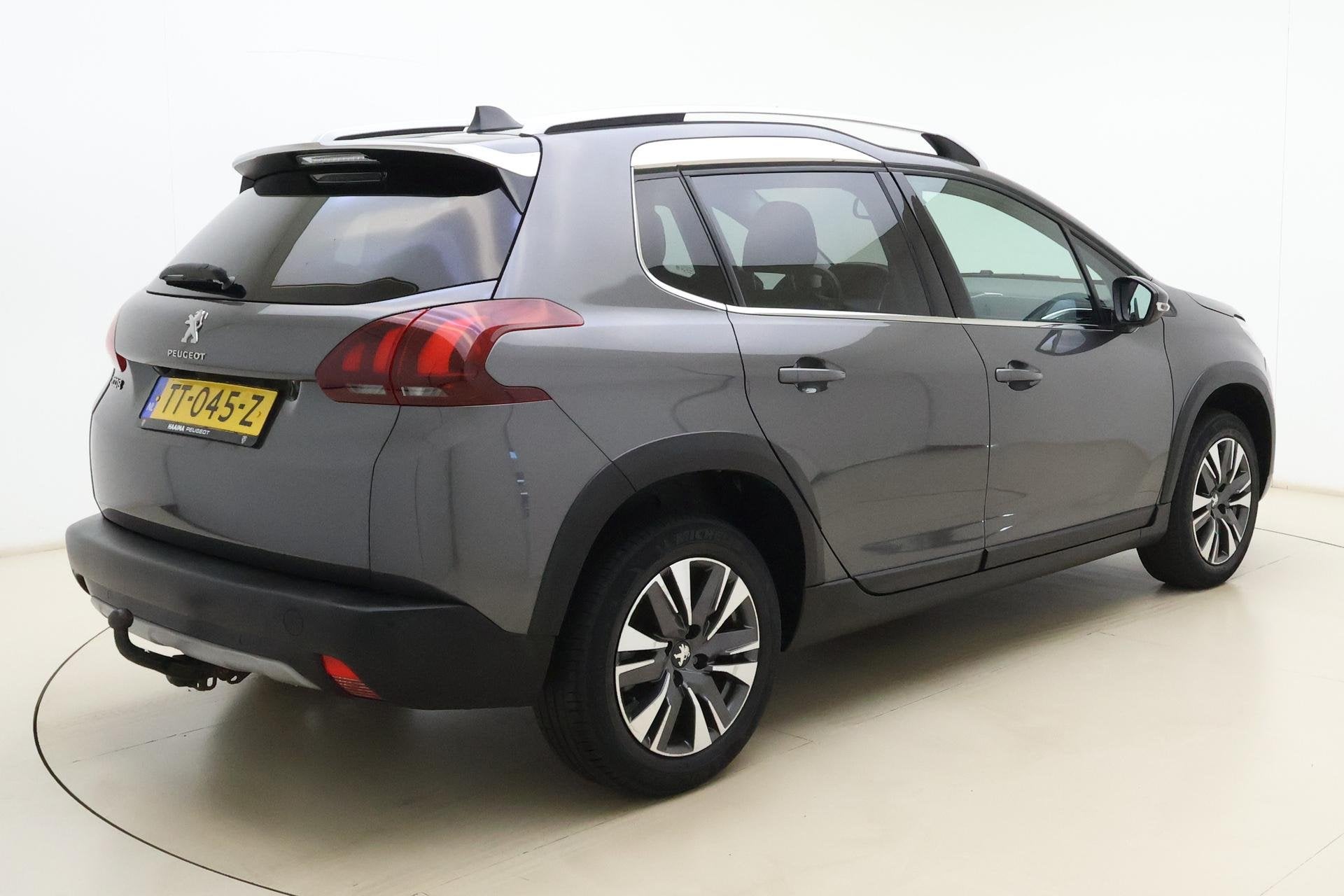 Peugeot 2008 1.2 PureTech Allure Camera l Apple Carplay & An, Auto's, Peugeot, Voorwielaandrijving, Stof, Euro 6, Origineel Nederlands